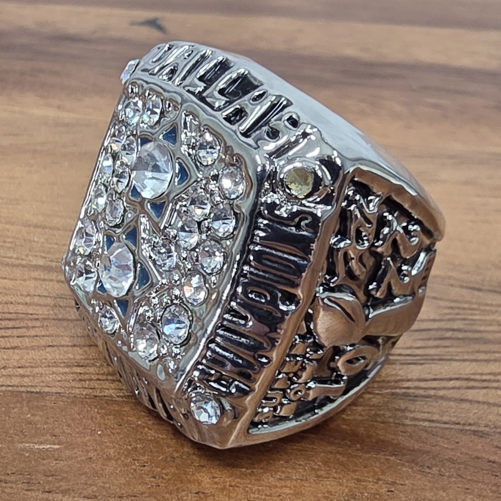 Dallas Cowboys Championship Ring 1977 Size 8 Silver Fan Edition